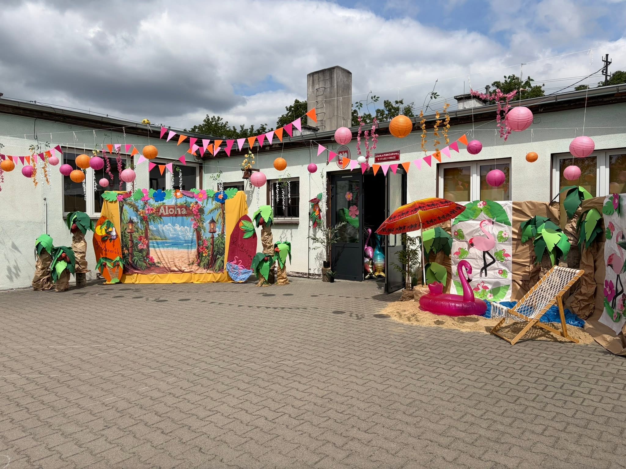 Piknik Rodzinny w stylu hawajskim 